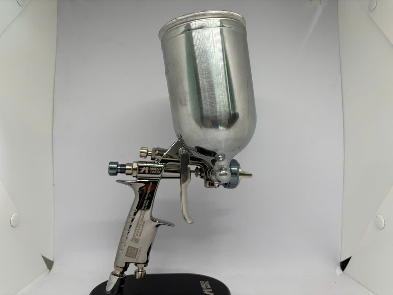 Súng phun sơn Iwata Kiwami-1-14B8